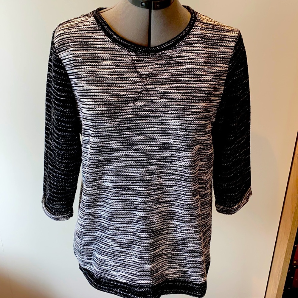 H&M Black and White Long Sleeve Tunic Top